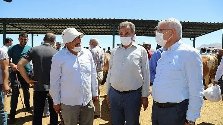 Başkan Güder, Hayvan yetiştiricilerinin taleplerini dinledi