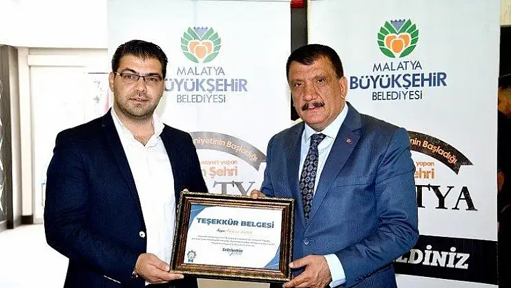 Başkan Gürkan, AK Partili Gençlerle kahvaltılı toplantıda bir araya geldi.