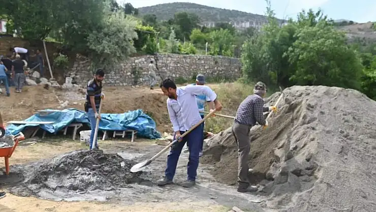 Başkan Sülük  yeni dönemde de çalışmalarına aralıksız devam ediyor