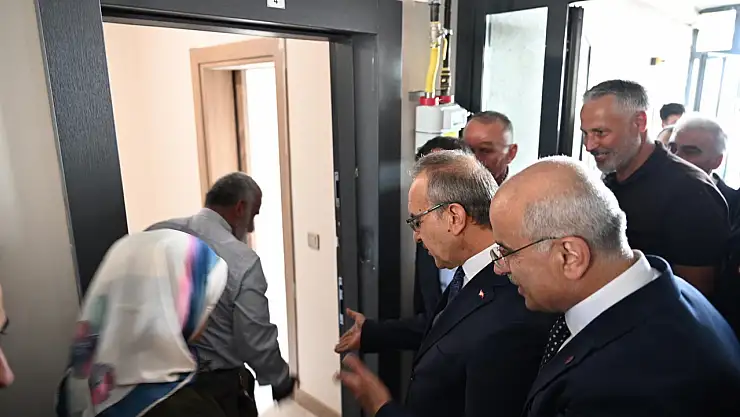 Battalgazi Bahçebaşı 5. Etap TOKİ Konutlarının Anahtar Teslim Töreni Gerçekleştirildi