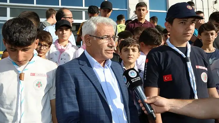 Battalgazi Belediyesi'nden Depremzede Öğrencilere İzcilik Kampı