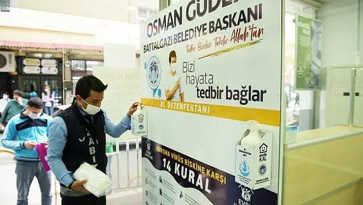 Battalgazi Belediyesi'nden Kamu Kuruluşlarına El Dezenfektanı Ünitesi