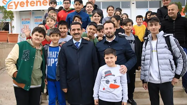 Bayram Taşkın: ' Bu enkazı ancak güçlü bir hükümet ayağa kaldırabilir'