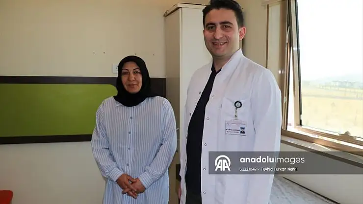 Bel fıtığından 5 milimetrelik kesiyle 1 saatte kurtuluyorlar