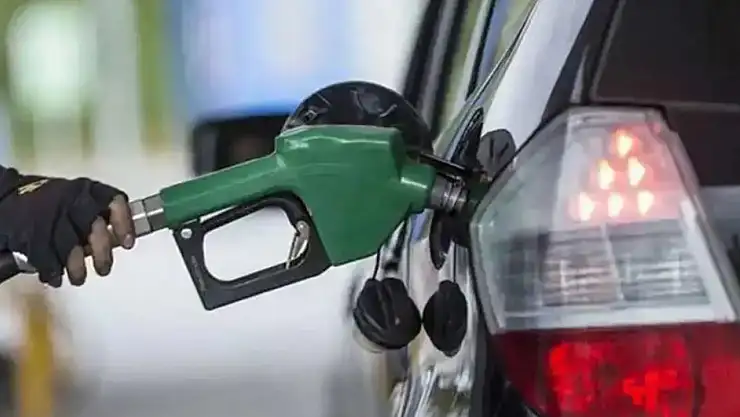 Benzine indirim geldi