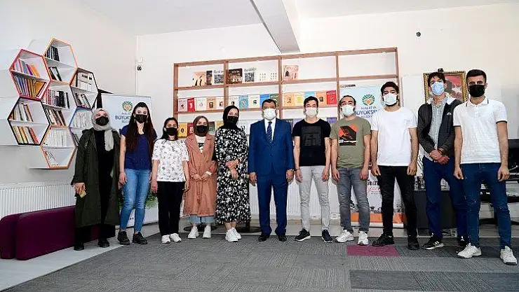 'Bir Kitap'ta Sen Bağışla'
