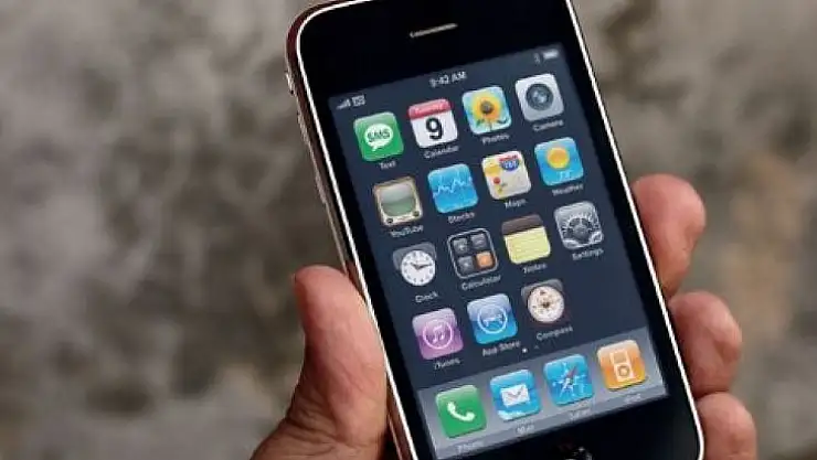 Google neden iPhone'dan uygulamalarını geri çekti?