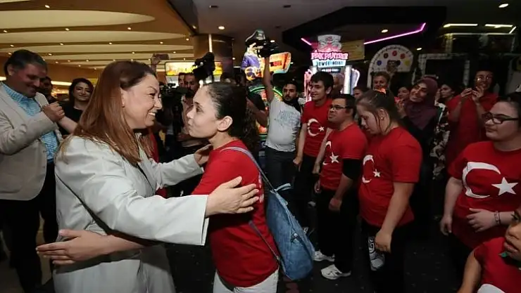 Çalık'tan şehit ailesi ve ailelere ziyaret