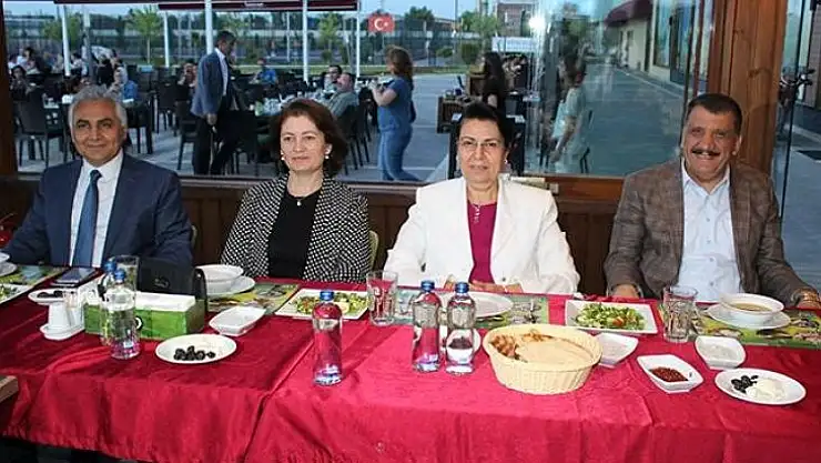 HİMYAC-DER'den geleneksel iftar yemeği