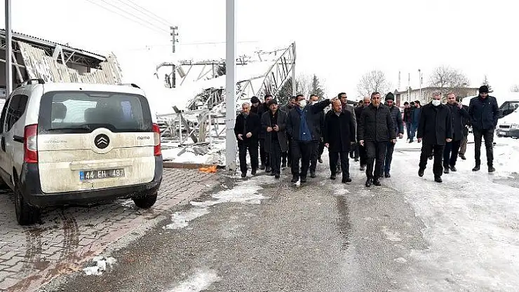 Büyükşehir Belediye Başkanı Selahattin Gürkan, Galericiler Sitesi Esnafını Ziyaret Etti