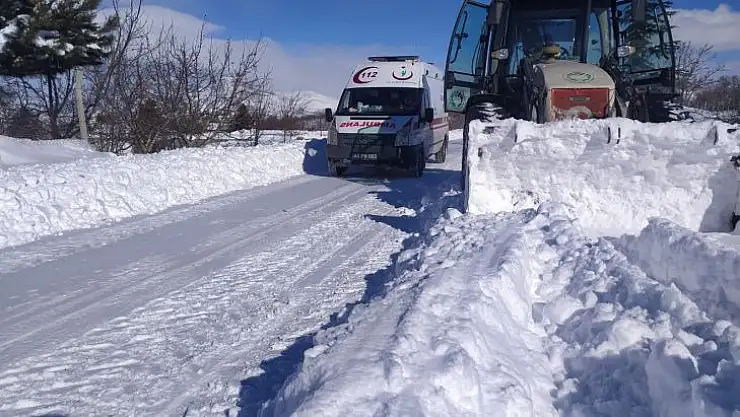 Büyükşehir Belediyesi karla mücadele çalışmalarına  devam ediyor