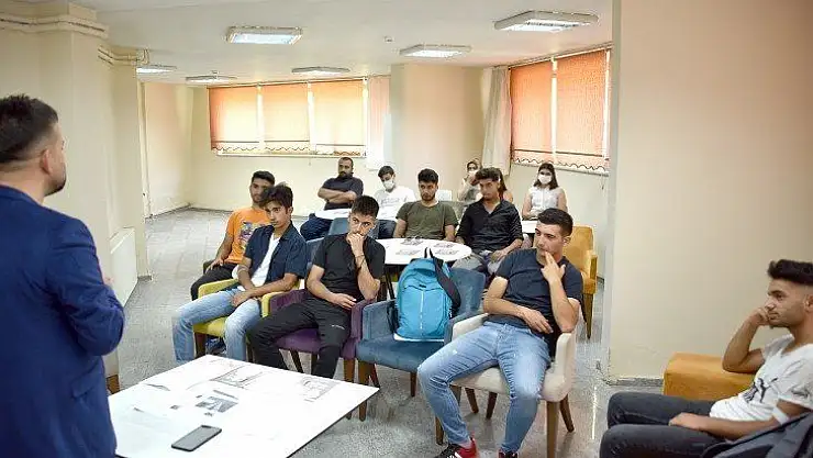 Büyükşehir'den Üniversite Adaylarına Moral-Motivasyon Desteği