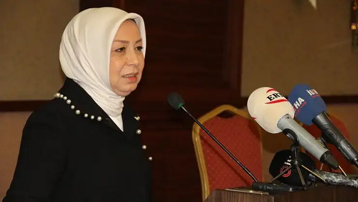 Çalık, 'Yarım milyon insanımız evde bakım hizmeti alıyor'