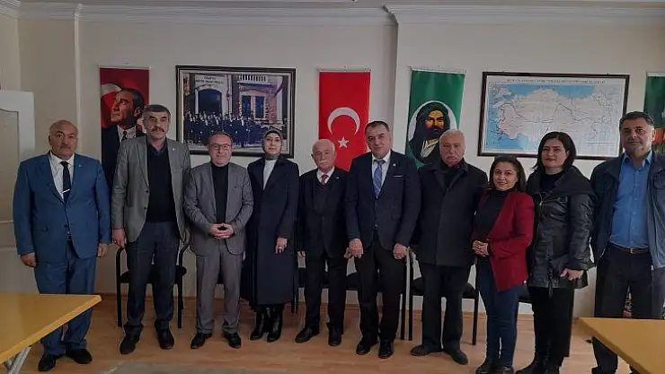 Cem Vakfı Başkanı Eşref Doğan'ı ziyaret ettiler