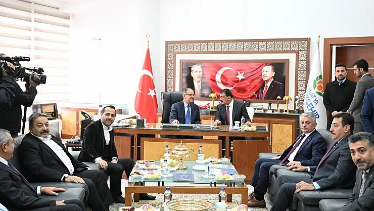 Çevre, Şehircilik ve İklim Değişikliği Bakanı Mehmet Özhaseki'den Başkan Gürkan'a ziyaret