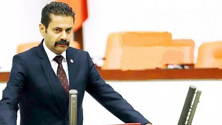 CHP'li Büyükşehir Belediye Başkanı Tunç Soyer'e kınama