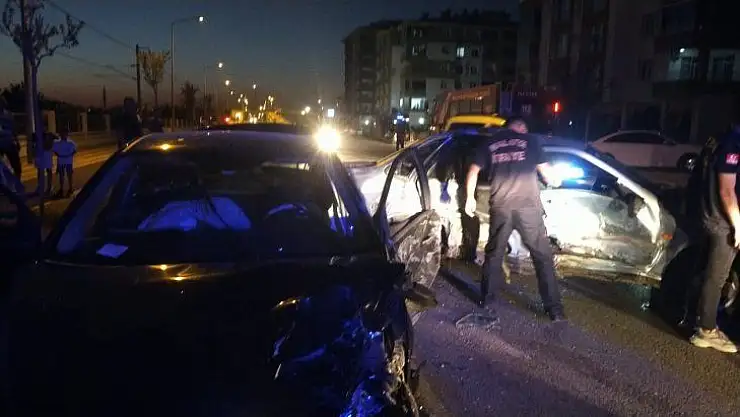 Cumhuriyet mahallesinde trafik kazası