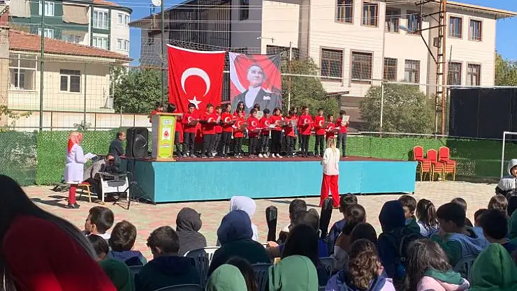 Cumhuriyet Ruhu Ve Özel Çamlıca Koleji