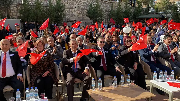 Cumhuriyetin 100. Yıl Dönümünde Arapgir'de Kutlama Programı Düzenlendi