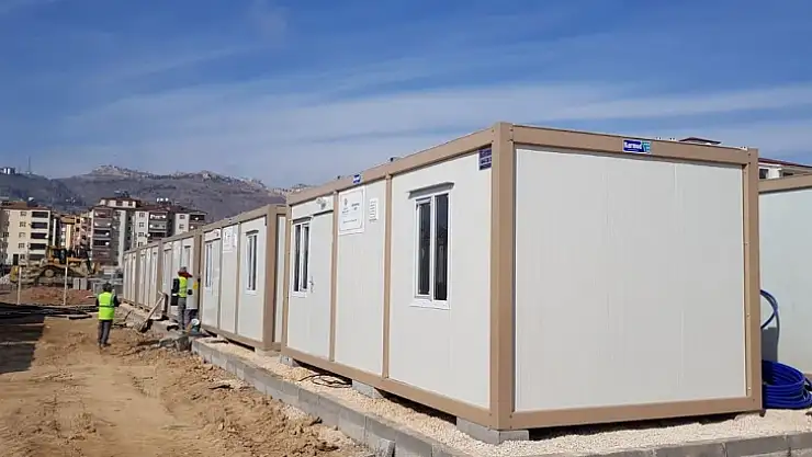 Depremzedeler konteynerler ya da kiralık evlere yerleştirilecek