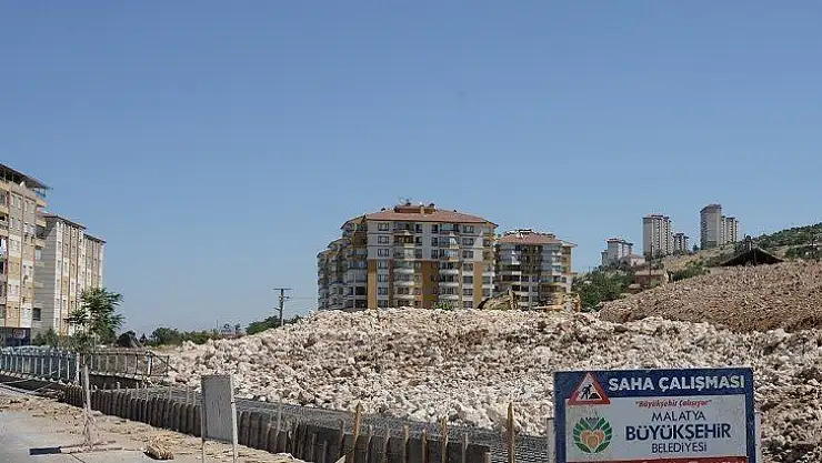 Derme Kanalının Üzeri Kapatılıyor