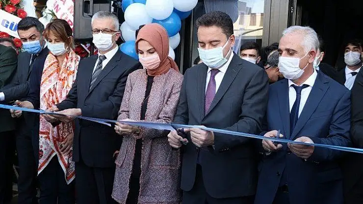 Deva Partisi Genel Başkanı Babacan Malatya'da