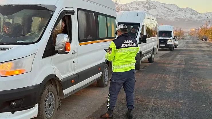 Doğanşehir'de Kış Lastiği Denetimi Yapıldı