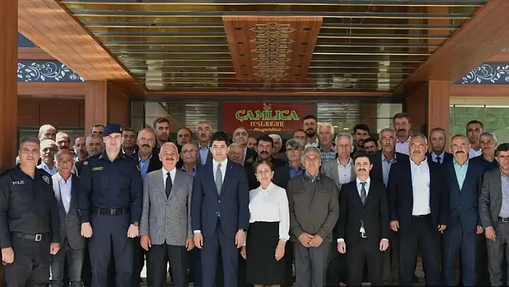 Doğanşehir'de muhtarlar toplantısı düzenlendi
