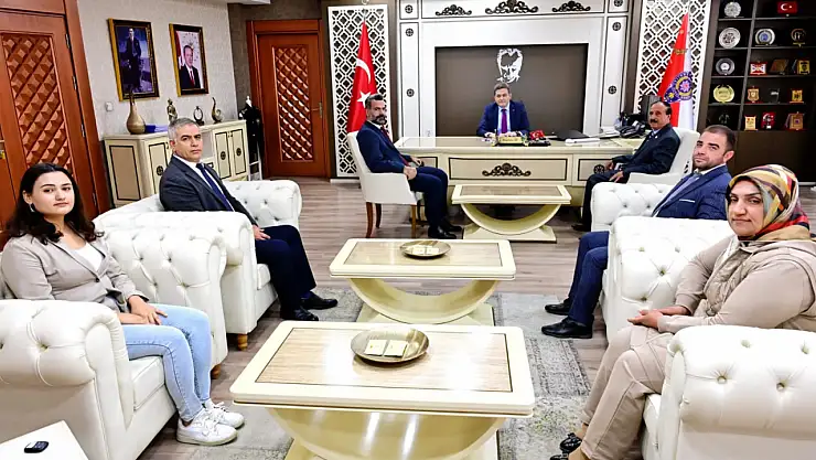 Dr. Abdullah Akgüneş ve Heyetinden Emniyet Müdürü Ay'a Nezaket Ziyareti