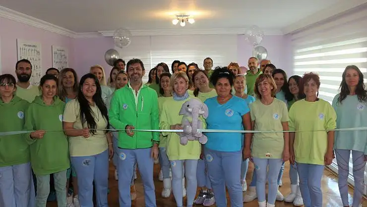 Dünya Değişim Akademisi 155. Merkezini İzmir'de Açtı!
