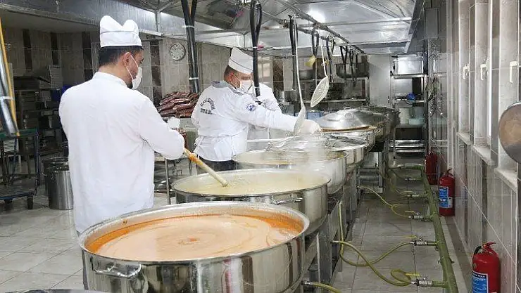 Elazığ Belediyesi 27 Aşevinde 50 Bin Kişiye Yemek Dağıtacak