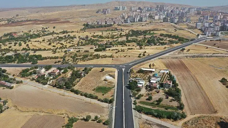Elazığ Belediyesi Yeni Yollarla Trafik Akışına Konfor Kazandırıyor