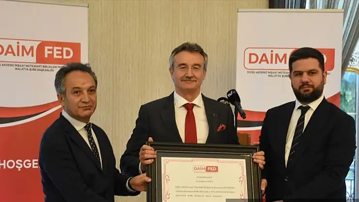 Eski Devlet Bakanı Kürşat Tüzmen, Malatya'da DAİMFED üyeleriyle bir araya geldi