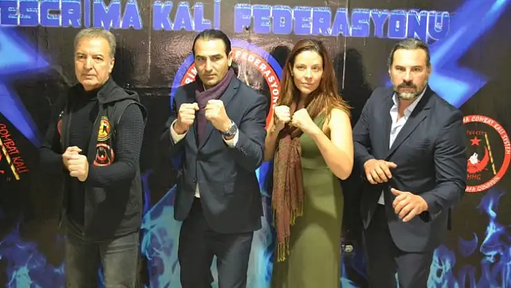 Filim için Günaydın'a başrol oyunculuğu teklifinde bulundu.