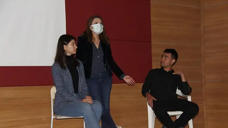 'Flört Şiddeti' Konulu Sosyodrama Etkinliği Gerçekleştirildi