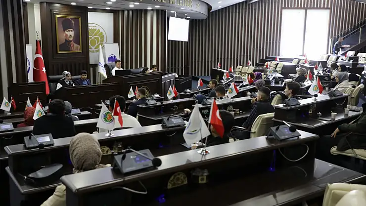 Genç Meclis Üyeleri Nisan Ayı Toplantısını Gerçekleştirdi