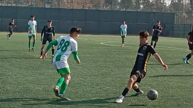 Gol Yağmuru ile Açılış: Malatya Demirspor'dan 7 Gollü Galibiyet