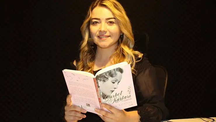 Görme engelliler için kitabını seslendirdi