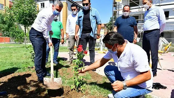 Gül Parkı, Çukurdere Mahallesine Farklı Bir Hava Kazandırdı