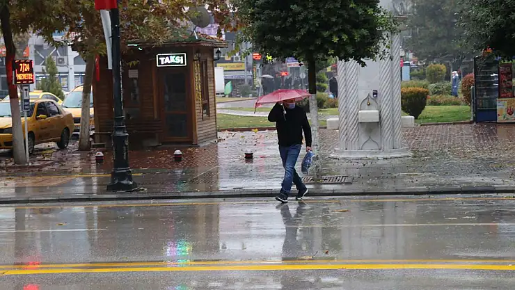 Güneydoğu'da 5 kente sel ve su baskını uyarısı