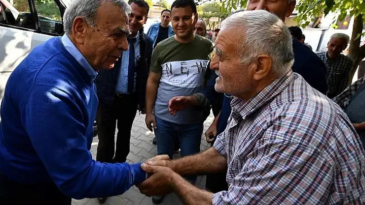 Siyaset menfaat için yapılmaz