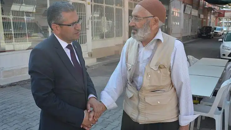 Yeminimi elimde kayısıyla yapacağım