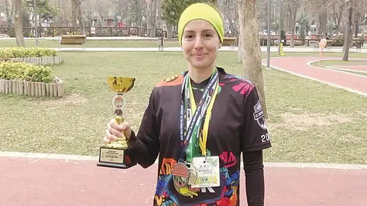 Eda Kınacı Kimdir.?