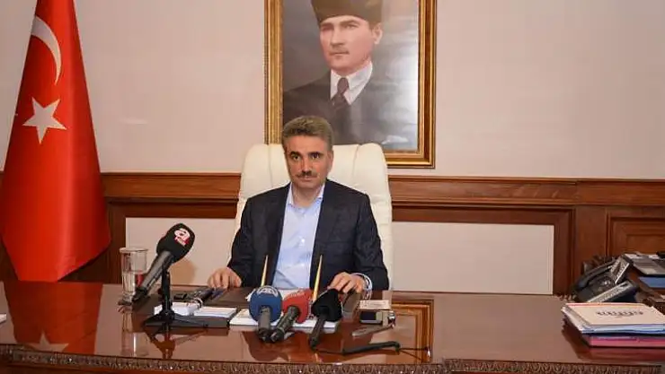 Vali Baruş, Basın Mensuplarına Açıklama Yaptı