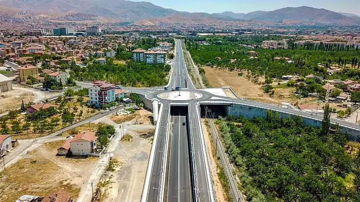 Alparslan Türkeş Bulvarı Asfaltlandı