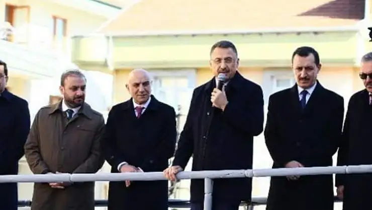 Cumhurbaşkanı Yardımcısı Fuat Oktay, Keçiören'de Düzenlenen Mitinge Katıldı.