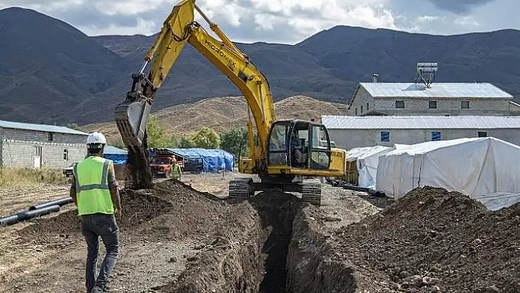 Kale'ye 55 Ayda 6.5 Milyon Tl Değerinde Altyapı Yatırımı