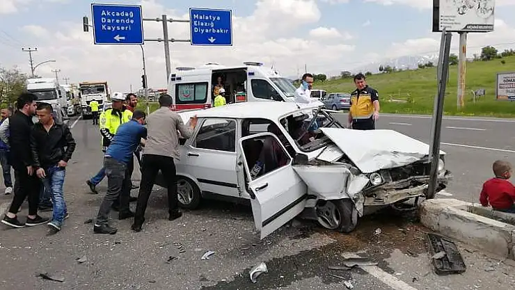 Trafik Işıklarını Görmedim Dedi Dördü Çocuk Altı Kişi Yaralandı ...