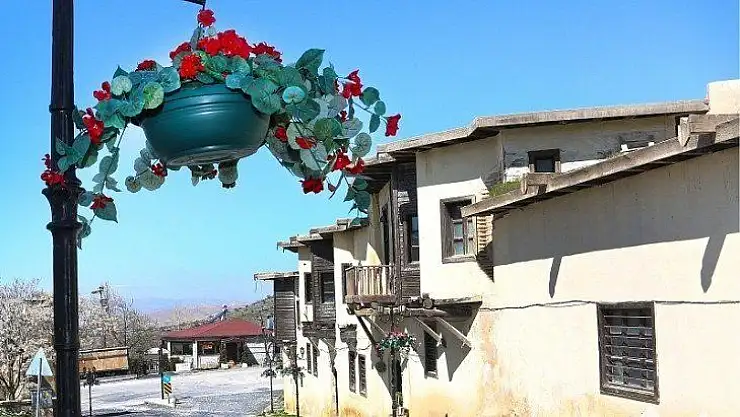 Harput Bu Bahar Bir Başka Güzel