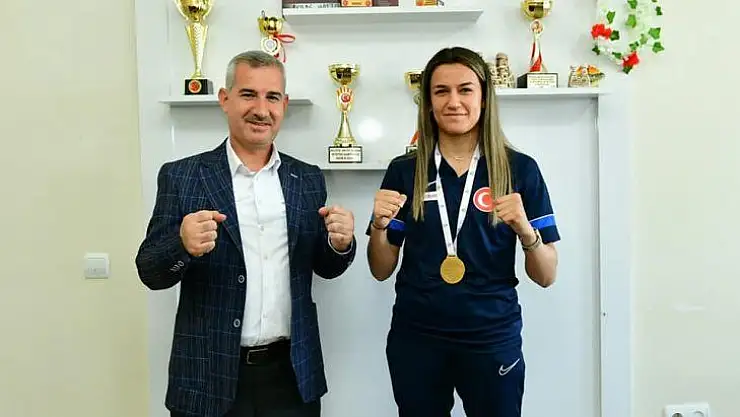 Hatice Akbaş Milli Gururumuzdur